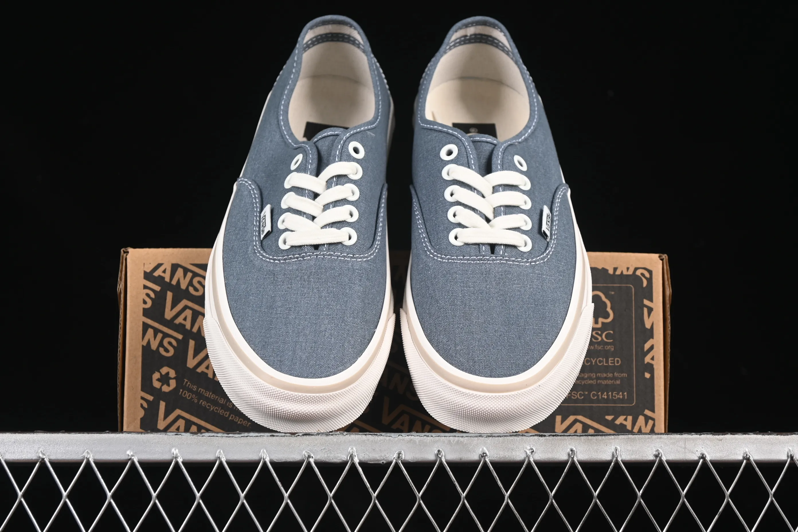 All categories Vans Vans series Vans Low Vans low-top Vans Authentic Reissue 44 Vans official high-end branch low-top casual sneakers VN000CW2RV2
